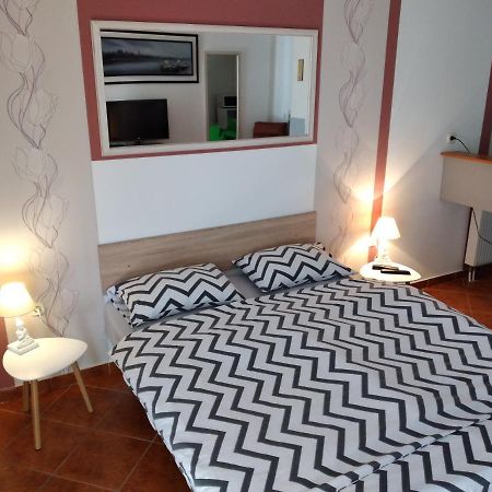 Apartments Kosevic Осиек Екстериор снимка