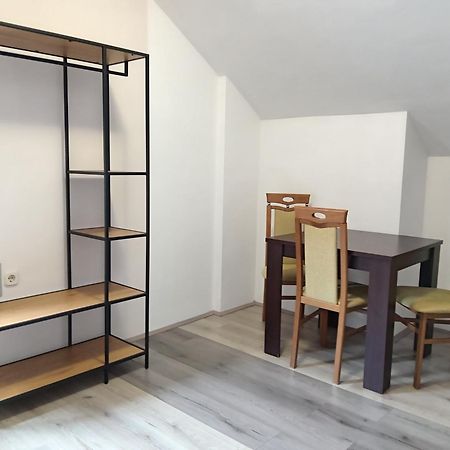 Apartments Kosevic Осиек Екстериор снимка