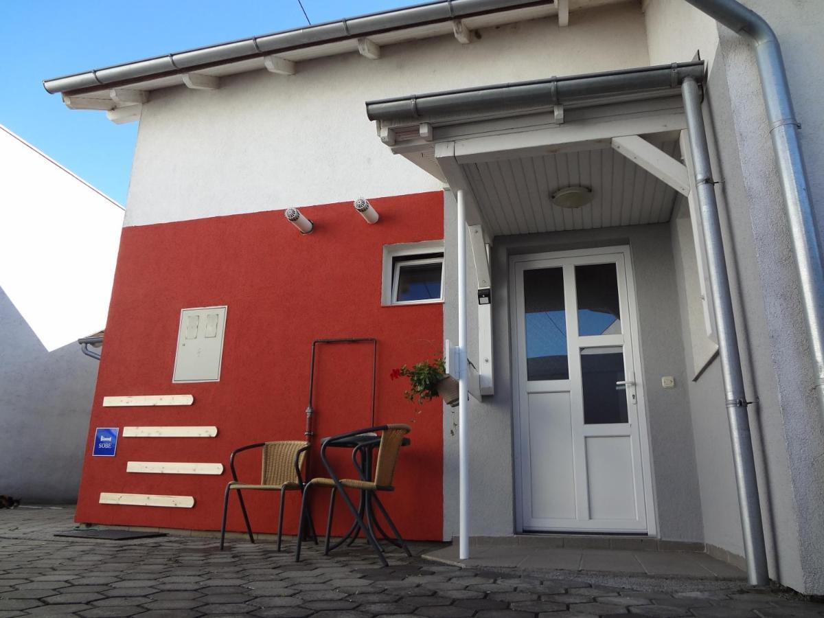 Apartments Kosevic Осиек Екстериор снимка