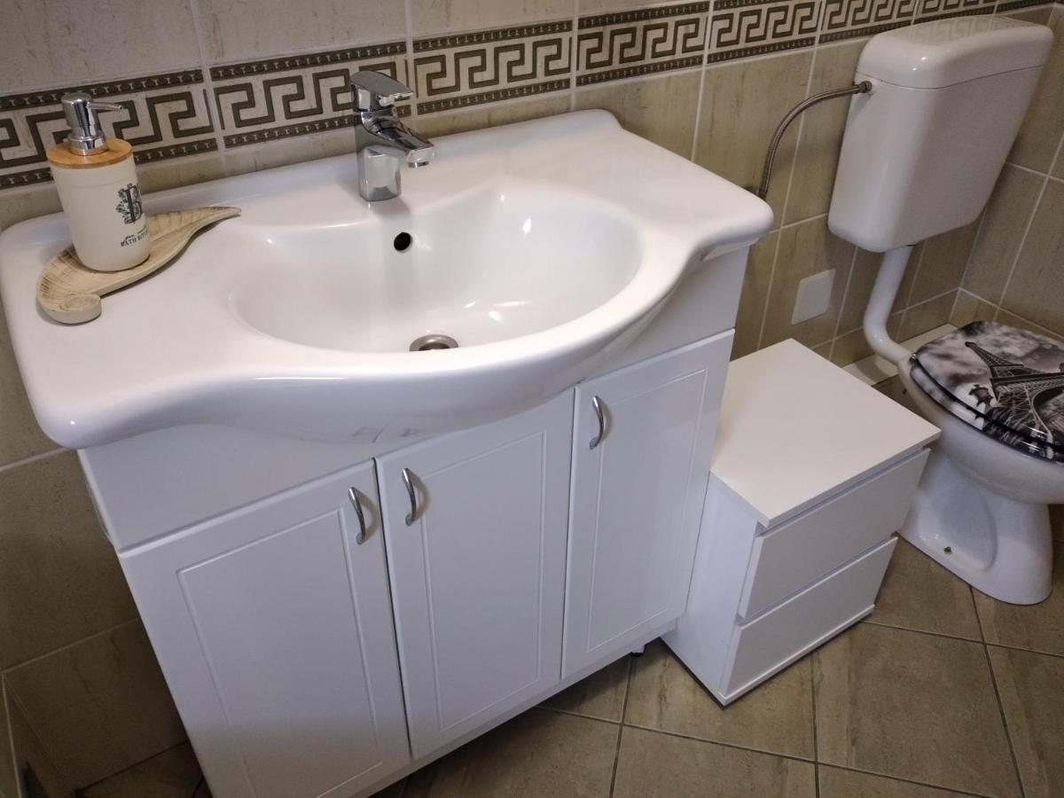 Apartments Kosevic Осиек Екстериор снимка