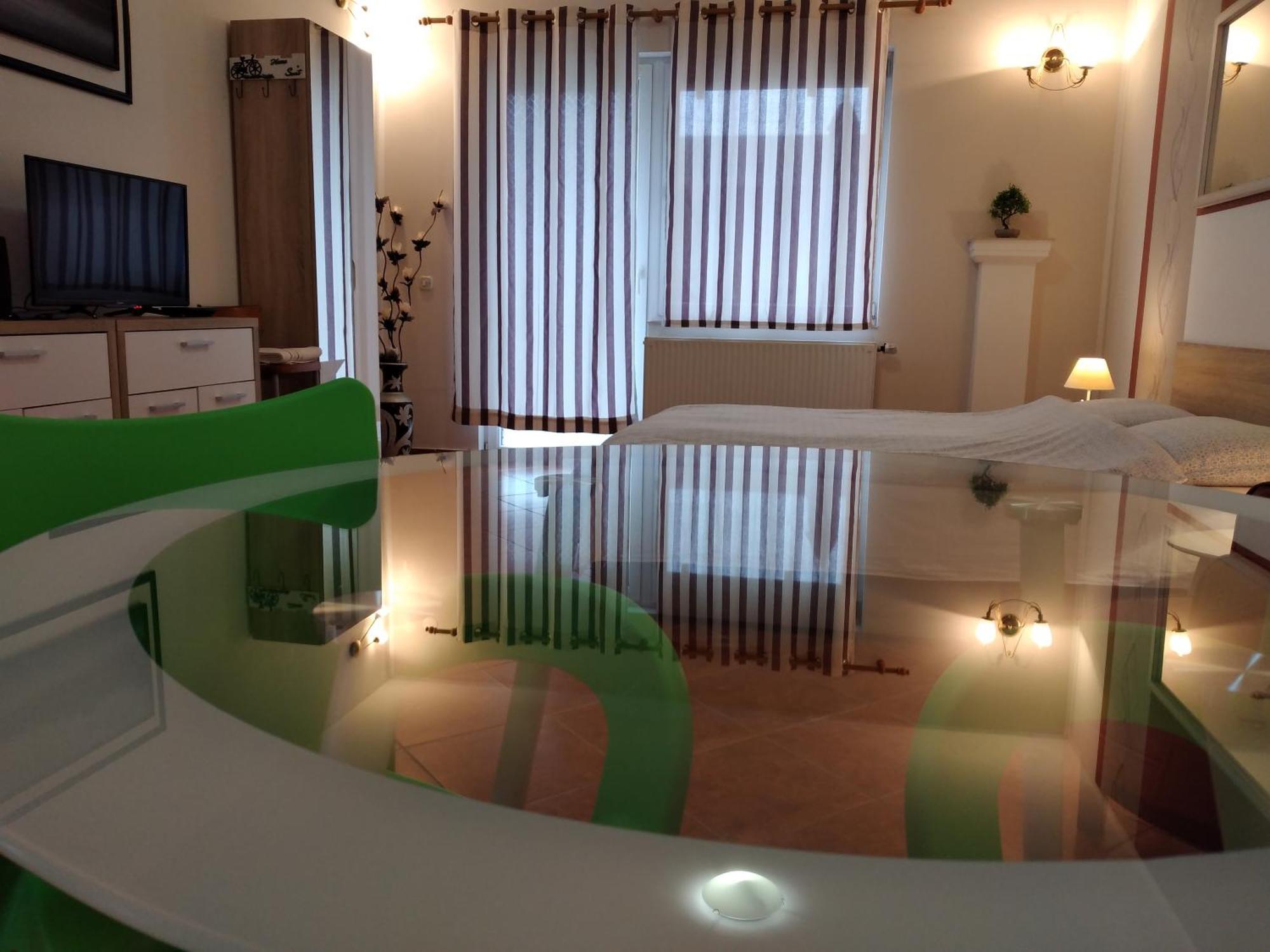 Apartments Kosevic Осиек Екстериор снимка