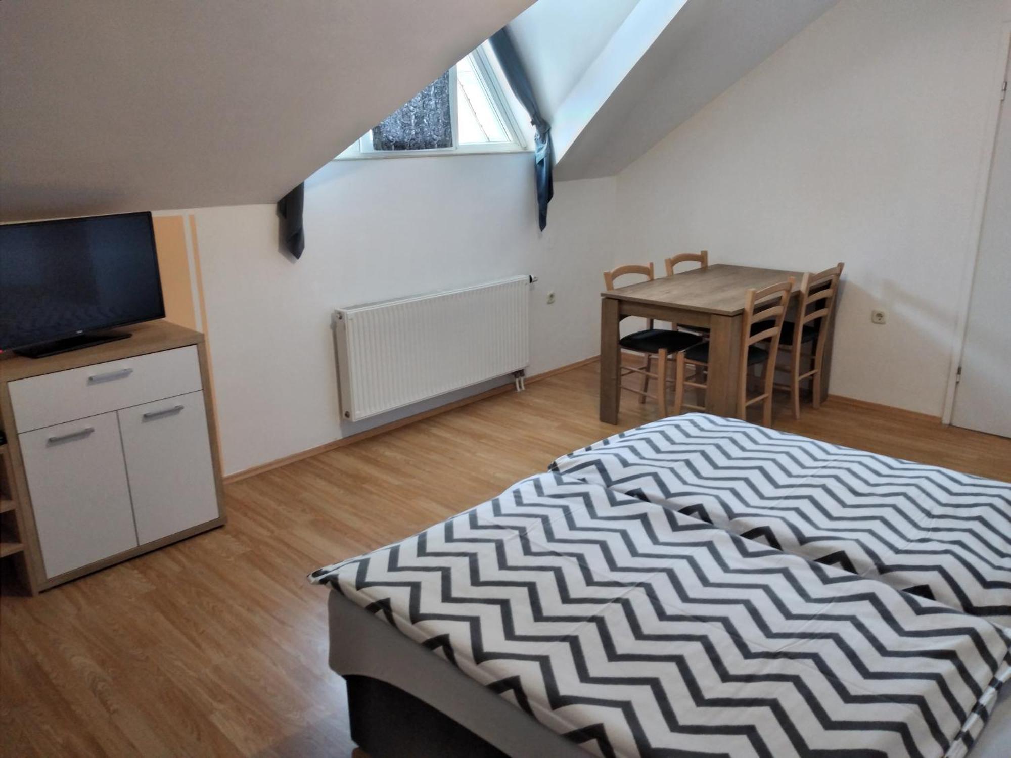 Apartments Kosevic Осиек Екстериор снимка